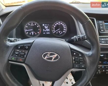 Хендай Туксон 2017 в Виннице на Automoto.ua Серый Хендай Туксон, объемом двигателя 2 л и пробегом 153 тыс. км за 14500 $, фото 4 на Automoto.ua