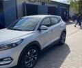 Серый Хендай Туксон, объемом двигателя 2 л и пробегом 149 тыс. км за 17800 $, фото 1 на Automoto.ua