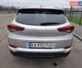 Сірий Хендай Туксон, об'ємом двигуна 2 л та пробігом 98 тис. км за 18500 $, фото 5 на Automoto.ua