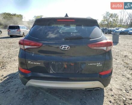 Сірий Хендай Туксон, об'ємом двигуна 1.6 л та пробігом 160 тис. км за 2700 $, фото 5 на Automoto.ua