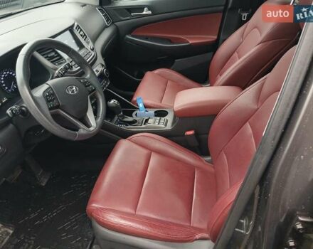 Сірий Хендай Туксон, об'ємом двигуна 1.6 л та пробігом 44 тис. км за 17188 $, фото 9 на Automoto.ua