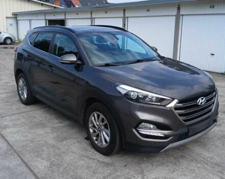 Сірий Хендай Туксон, об'ємом двигуна 1.7 л та пробігом 117 тис. км за 15300 $, фото 3 на Automoto.ua