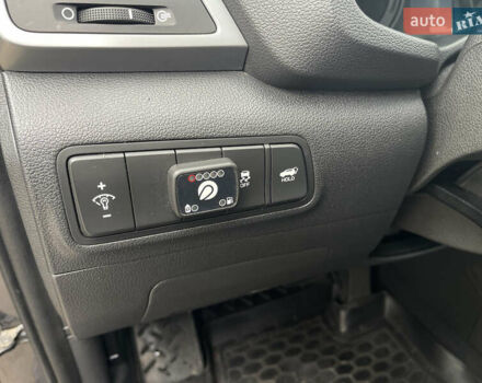 Серый Хендай Туксон, объемом двигателя 2 л и пробегом 193 тыс. км за 15300 $, фото 16 на Automoto.ua