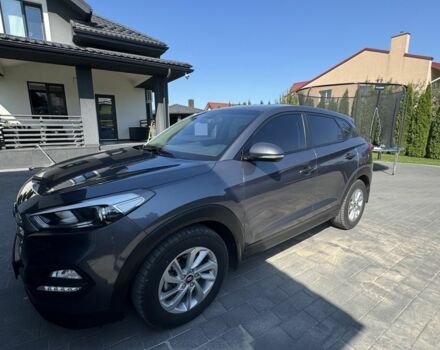 Серый Хендай Туксон, объемом двигателя 2 л и пробегом 65 тыс. км за 21000 $, фото 16 на Automoto.ua