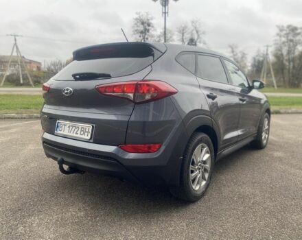 Сірий Хендай Туксон, об'ємом двигуна 2 л та пробігом 123 тис. км за 16000 $, фото 5 на Automoto.ua