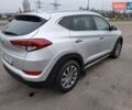 Сірий Хендай Туксон, об'ємом двигуна 2 л та пробігом 98 тис. км за 18500 $, фото 6 на Automoto.ua