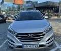 Серый Хендай Туксон, объемом двигателя 2 л и пробегом 186 тыс. км за 20500 $, фото 1 на Automoto.ua