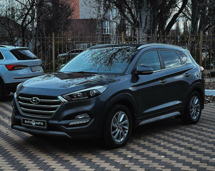 Сірий Хендай Туксон, об'ємом двигуна 1.6 л та пробігом 133 тис. км за 19000 $, фото 2 на Automoto.ua