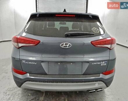 Сірий Хендай Туксон, об'ємом двигуна 1.59 л та пробігом 171 тис. км за 3200 $, фото 5 на Automoto.ua