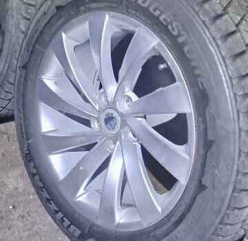 Серый Хендай Туксон, объемом двигателя 2 л и пробегом 46 тыс. км за 24500 $, фото 32 на Automoto.ua