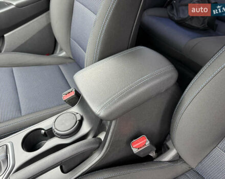 Серый Хендай Туксон, объемом двигателя 2 л и пробегом 122 тыс. км за 17500 $, фото 33 на Automoto.ua