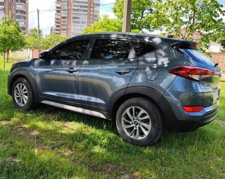 Сірий Хендай Туксон, об'ємом двигуна 2 л та пробігом 60 тис. км за 18200 $, фото 9 на Automoto.ua