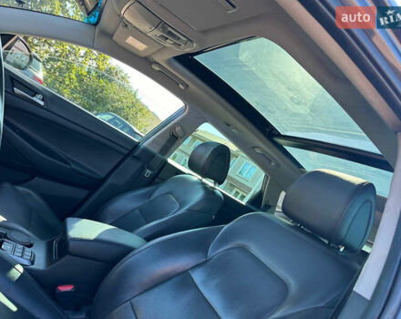 Хендай Туксон 2017 в Киеве на Automoto.ua Серый Хендай Туксон, объемом двигателя 2 л и пробегом 190 тыс. км за 16700 $, фото 20 на Automoto.ua