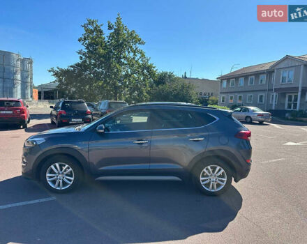 Хендай Туксон 2017 в Киеве на Automoto.ua Серый Хендай Туксон, объемом двигателя 2 л и пробегом 190 тыс. км за 16700 $, фото 9 на Automoto.ua