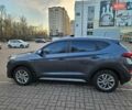 Серый Хендай Туксон, объемом двигателя 2 л и пробегом 134 тыс. км за 14600 $, фото 6 на Automoto.ua