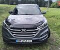 Серый Хендай Туксон, объемом двигателя 2 л и пробегом 133 тыс. км за 15300 $, фото 1 на Automoto.ua