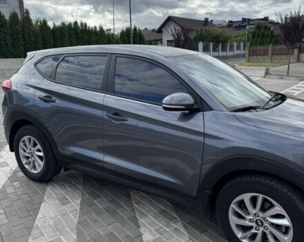 Серый Хендай Туксон, объемом двигателя 2 л и пробегом 65 тыс. км за 21000 $, фото 8 на Automoto.ua