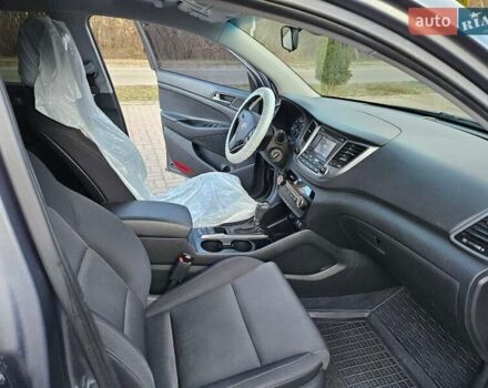 Серый Хендай Туксон, объемом двигателя 2 л и пробегом 134 тыс. км за 14600 $, фото 15 на Automoto.ua