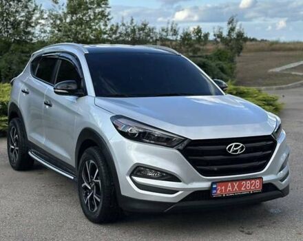 Сірий Хендай Туксон, об'ємом двигуна 2 л та пробігом 43 тис. км за 19000 $, фото 28 на Automoto.ua