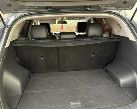 Сірий Хендай Туксон, об'ємом двигуна 2 л та пробігом 170 тис. км за 16900 $, фото 11 на Automoto.ua