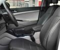 Серый Хендай Туксон, объемом двигателя 2 л и пробегом 117 тыс. км за 16500 $, фото 8 на Automoto.ua