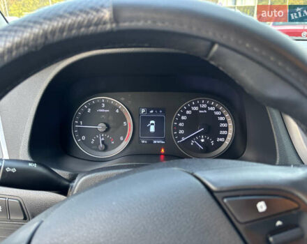 Сірий Хендай Туксон, об'ємом двигуна 2 л та пробігом 38 тис. км за 17000 $, фото 8 на Automoto.ua