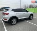 Сірий Хендай Туксон, об'ємом двигуна 2 л та пробігом 189 тис. км за 16900 $, фото 7 на Automoto.ua