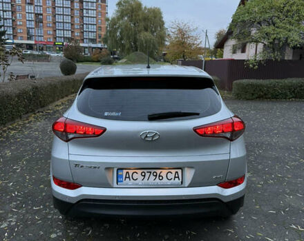 Хендай Туксон 2017 в Владимир-Волынский на Automoto.ua Серый Хендай Туксон, объемом двигателя 2 л и пробегом 130 тыс. км за 18700 $, фото 4 на Automoto.ua