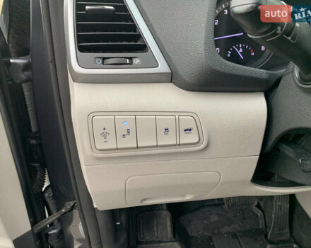 Сірий Хендай Туксон, об'ємом двигуна 1.59 л та пробігом 94 тис. км за 16500 $, фото 13 на Automoto.ua