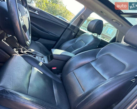 Хендай Туксон 2017 в Киеве на Automoto.ua Серый Хендай Туксон, объемом двигателя 2 л и пробегом 190 тыс. км за 16700 $, фото 19 на Automoto.ua