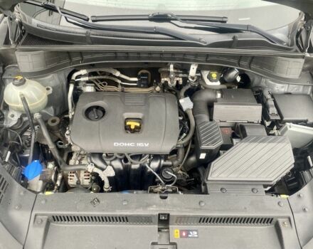 Сірий Хендай Туксон, об'ємом двигуна 2 л та пробігом 123 тис. км за 16000 $, фото 12 на Automoto.ua