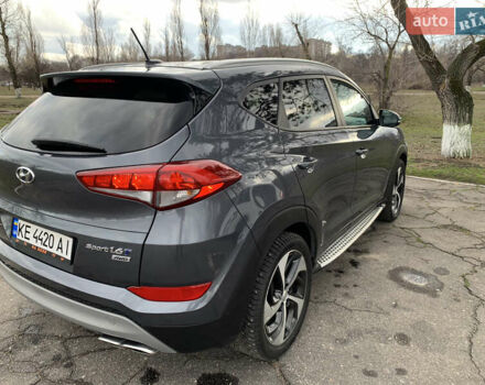 Сірий Хендай Туксон, об'ємом двигуна 1.59 л та пробігом 94 тис. км за 16500 $, фото 3 на Automoto.ua