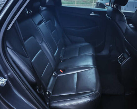 Сірий Хендай Туксон, об'ємом двигуна 1.6 л та пробігом 133 тис. км за 19000 $, фото 11 на Automoto.ua