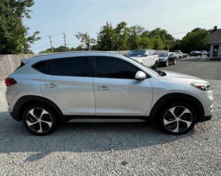 Сірий Хендай Туксон, об'ємом двигуна 1.6 л та пробігом 56 тис. км за 6800 $, фото 3 на Automoto.ua