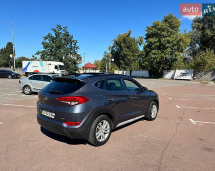 Хендай Туксон 2017 в Киеве на Automoto.ua Серый Хендай Туксон, объемом двигателя 2 л и пробегом 190 тыс. км за 16700 $, фото 4 на Automoto.ua