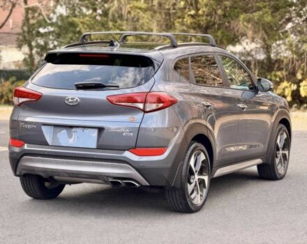 Сірий Хендай Туксон, об'ємом двигуна 1.6 л та пробігом 60 тис. км за 8000 $, фото 5 на Automoto.ua