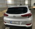 Серый Хендай Туксон, объемом двигателя 2 л и пробегом 213 тыс. км за 19200 $, фото 10 на Automoto.ua