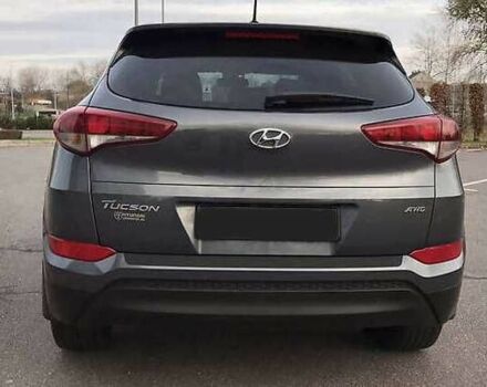 Серый Хендай Туксон, объемом двигателя 2 л и пробегом 130 тыс. км за 14400 $, фото 10 на Automoto.ua