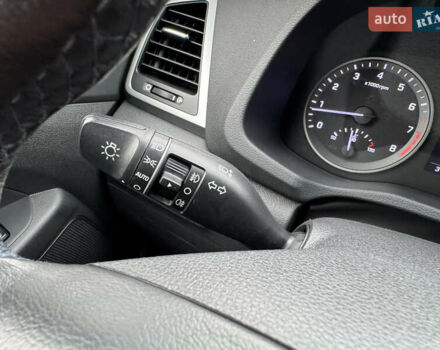 Серый Хендай Туксон, объемом двигателя 2 л и пробегом 122 тыс. км за 17500 $, фото 28 на Automoto.ua