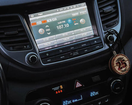 Сірий Хендай Туксон, об'ємом двигуна 1.6 л та пробігом 133 тис. км за 19000 $, фото 9 на Automoto.ua