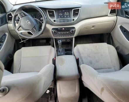 Хендай Туксон 2018 у Тернополі на Automoto.ua Сірий Хендай Туксон, об'ємом двигуна 2 л та пробігом 147 тис. км за 3200 $, фото 7 на Automoto.ua