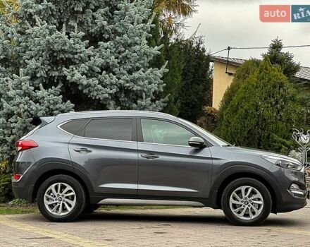Хендай Туксон 2018 в Каменце-Подольском на Automoto.ua Серый Хендай Туксон, объемом двигателя 2 л и пробегом 72 тыс. км за 18800 $, фото 1 на Automoto.ua