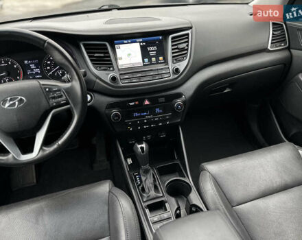 Серый Хендай Туксон, объемом двигателя 1.6 л и пробегом 92 тыс. км за 17900 $, фото 43 на Automoto.ua