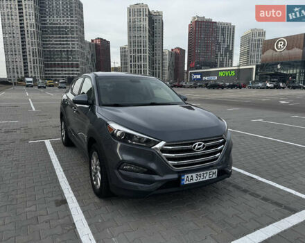 Сірий Хендай Туксон, об'ємом двигуна 2 л та пробігом 89 тис. км за 15400 $, фото 11 на Automoto.ua