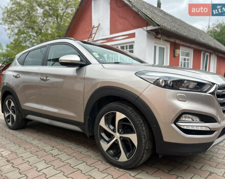 Серый Хендай Туксон, объемом двигателя 0 л и пробегом 219 тыс. км за 19499 $, фото 13 на Automoto.ua