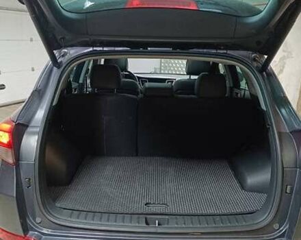 Сірий Хендай Туксон, об'ємом двигуна 1.6 л та пробігом 75 тис. км за 21000 $, фото 24 на Automoto.ua