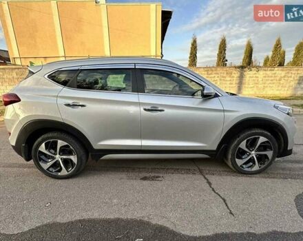 Хендай Туксон 2018 в Ровно на Automoto.ua Серый Хендай Туксон, объемом двигателя 2 л и пробегом 76 тыс. км за 26100 $, фото 20 на Automoto.ua