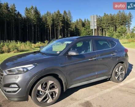 Сірий Хендай Туксон, об'ємом двигуна 1.6 л та пробігом 75 тис. км за 21000 $, фото 2 на Automoto.ua