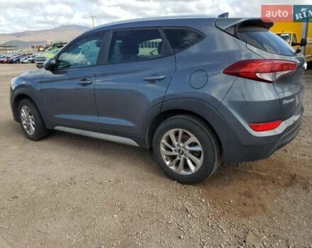 Хендай Туксон 2018 у Тернополі на Automoto.ua Сірий Хендай Туксон, об'ємом двигуна 2 л та пробігом 147 тис. км за 3200 $, фото 1 на Automoto.ua