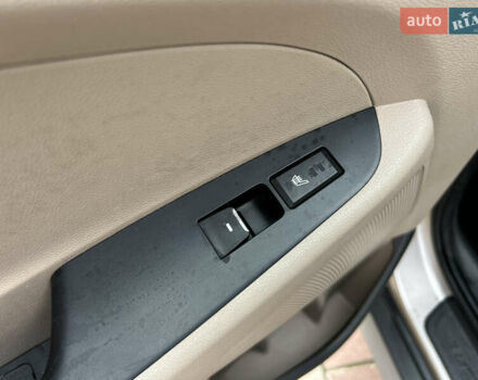 Серый Хендай Туксон, объемом двигателя 0 л и пробегом 219 тыс. км за 19499 $, фото 20 на Automoto.ua